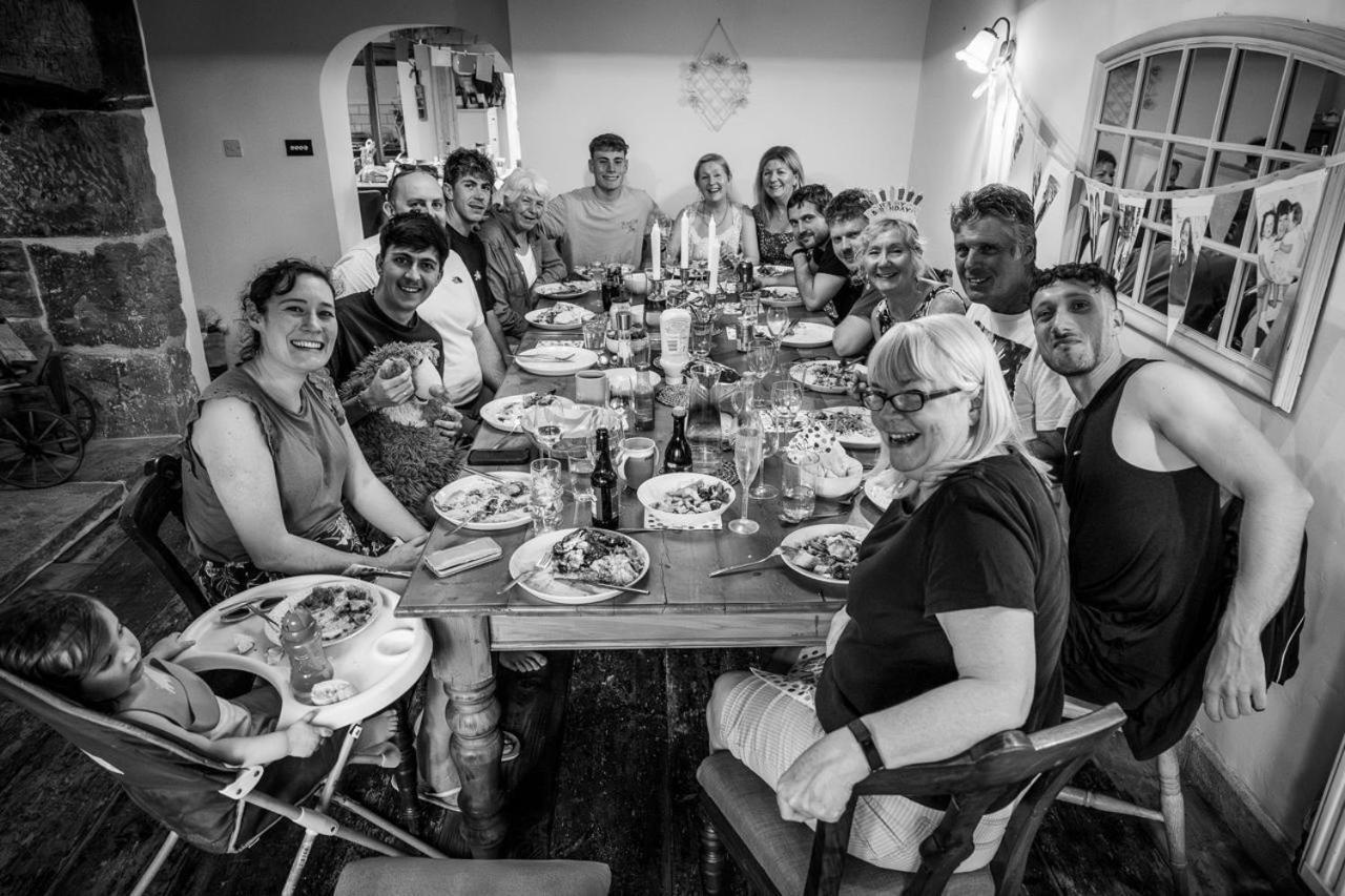 Manor Farm Holiday Cottages Chard Cameră foto